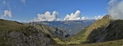55 Dalla Bocchetta di Regadur vista sulle Valli Raisere e Ancogno